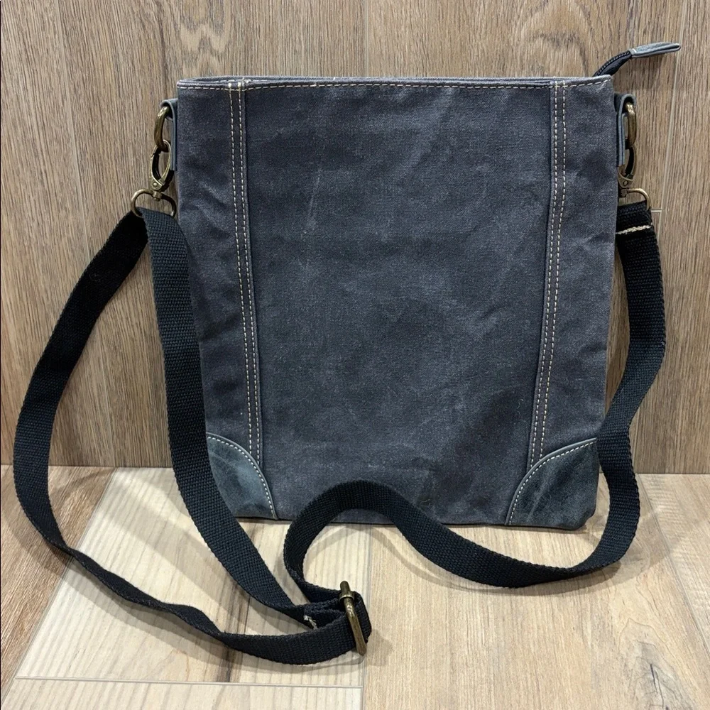 Cargoit Waxed Coated Utility Canvas Crossbody Bag